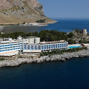 https://splendid-hotel-la-torre.sicilyhotelsitaly.net