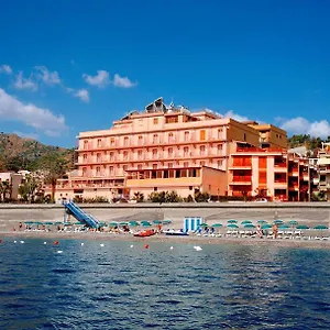 https://hotel-kennedy-santalessio-siculo.sicilyhotelsitaly.net